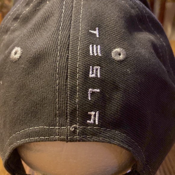 Tesla Hat. NWOT - Picture 5 of 9